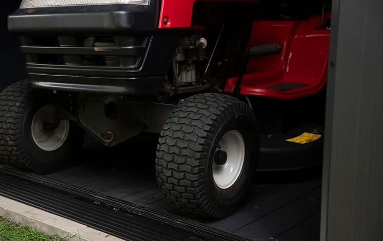 Keter Newton Plus Shed 7.5x11 (2.3 x 3.5m)