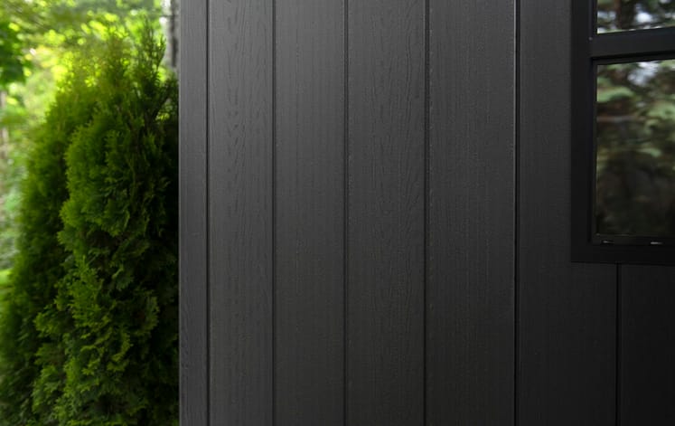 Keter Newton Plus Shed 7.5x9 (2.3 x 2.9m)