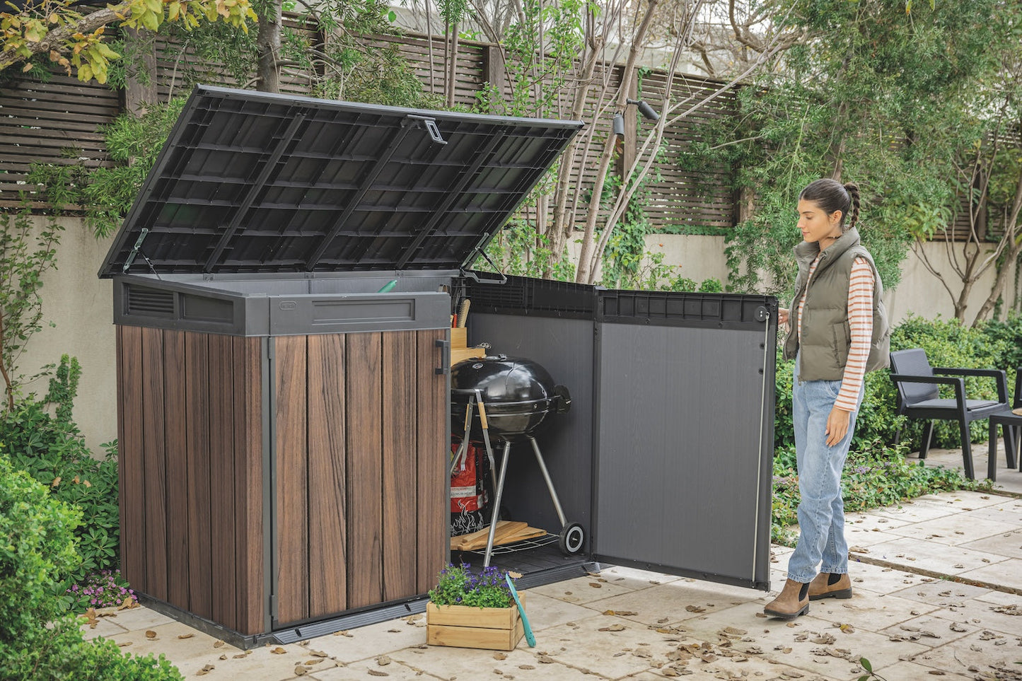 Keter Signature Horizontal Shed - Rosewood Look 2020L